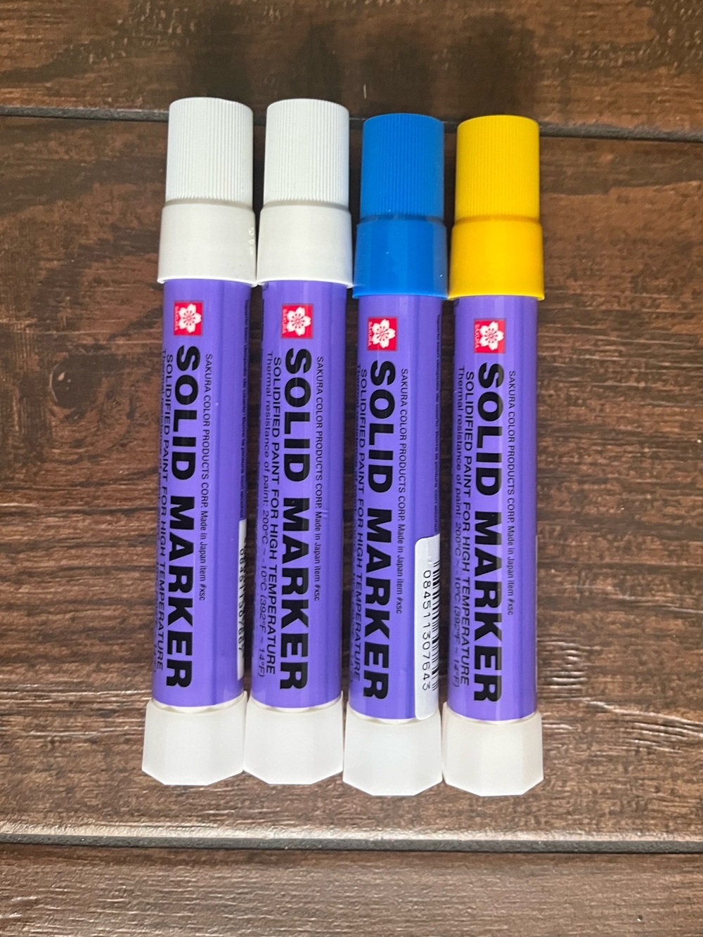 Sakura Solid markers